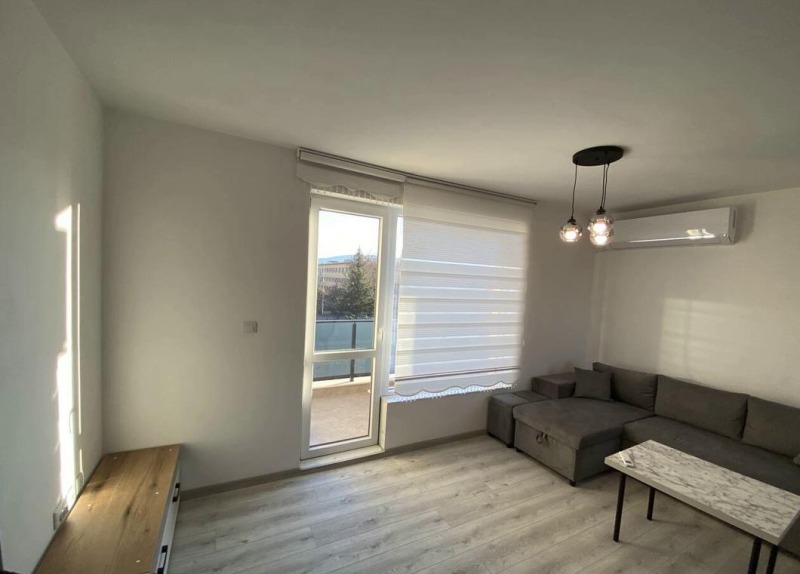 For Rent  2 bedroom Plovdiv , Kamenitsa 2 , 100 sq.m | 99556643