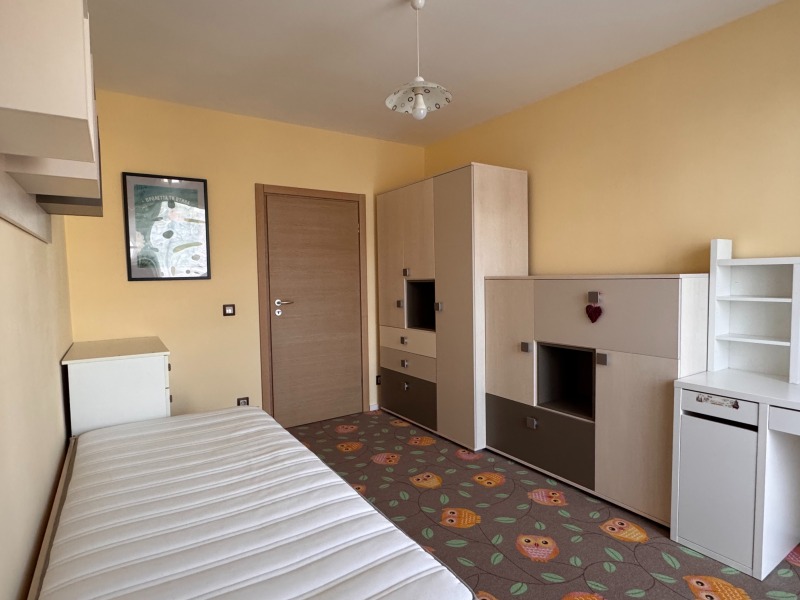 Дава под наем 3-СТАЕН, гр. София, Гео Милев, снимка 11 - Апартаменти - 52965601