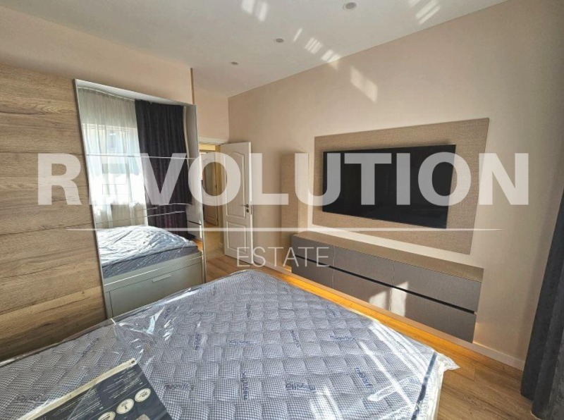 Издаје се  2 спаваће собе Варна , Грацка махала , 90 м2 | 91165221 - слика [4]