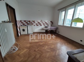 3+ camere da letto Tsentar, Sofia 4