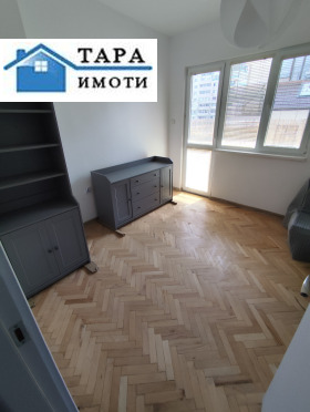 ���� ��� ���� 3-����� | Imot.bg � ����� ������ 14