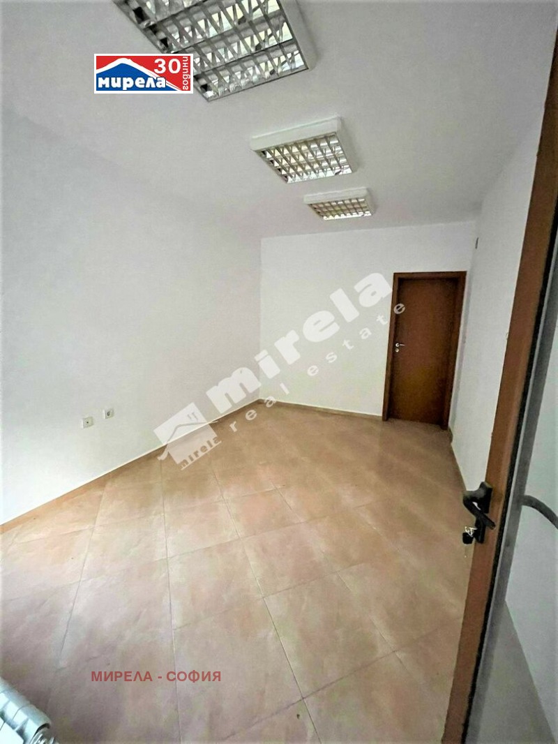 A louer  Bureau Sofia , Lozenets , 21 m² | 42206147 - image [2]