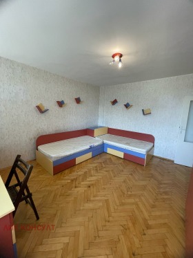 1 спаваћа соба Запад 1, Тарговиште 5