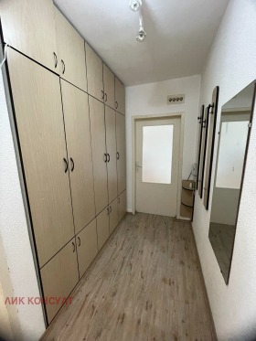 1 спаваћа соба Запад 1, Тарговиште 8