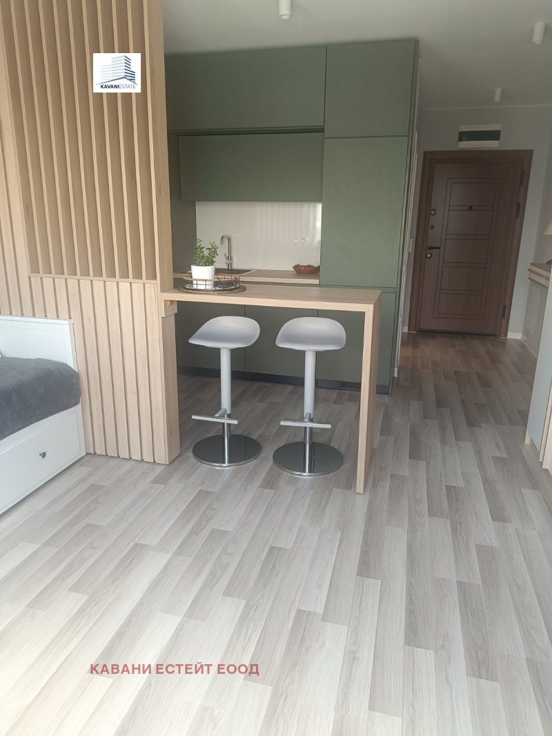 Kiadó  Stúdió Sofia , Druzsba 1 , 30 négyzetméter | 46043296 - kép [4]