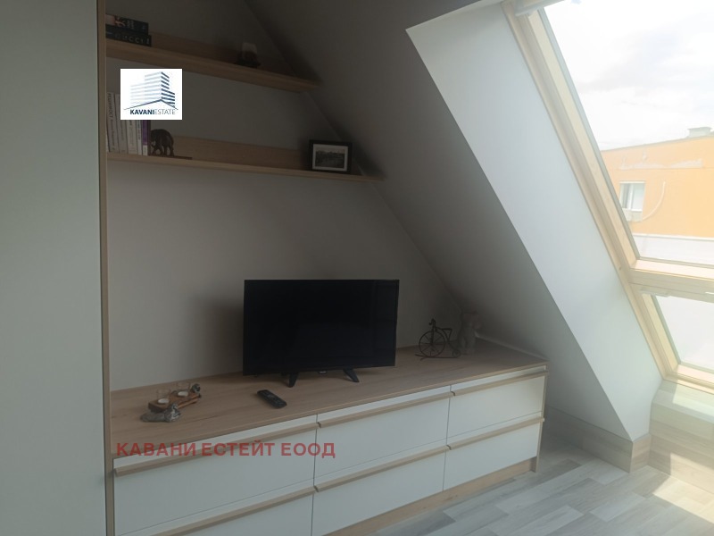 Kiadó  Stúdió Sofia , Druzsba 1 , 30 négyzetméter | 46043296 - kép [8]