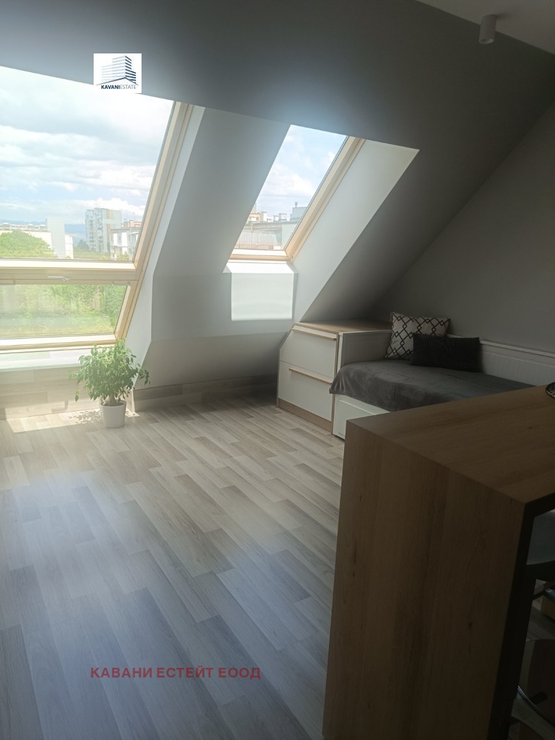 Kiadó  Stúdió Sofia , Druzsba 1 , 30 négyzetméter | 46043296 - kép [11]