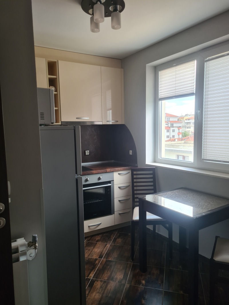 Дава под наем  2-стаен град Русе , Център , 40 кв.м | 65002974 - изображение [5]
