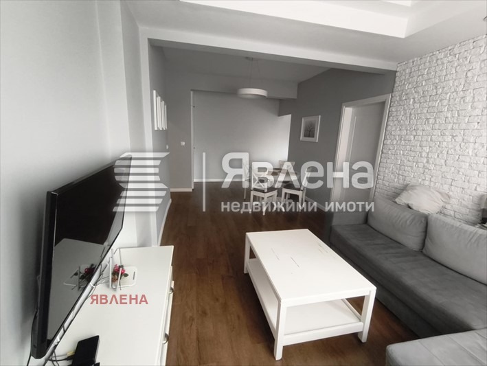 Дава под наем 3-СТАЕН, гр. София, Център