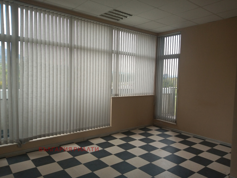 K pronájmu  Kancelář Sofia , Manastirski livadi , 100 m2 | 67945986 - obraz [13]