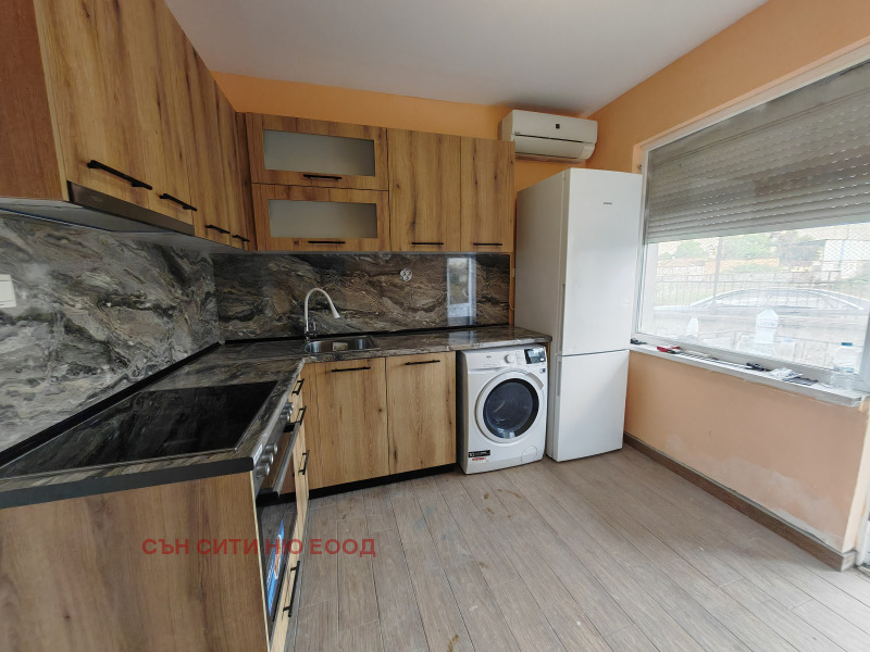 För uthyrning  Hus Sofia , Malasjevci , 180 kvm | 91424458 - bild [2]