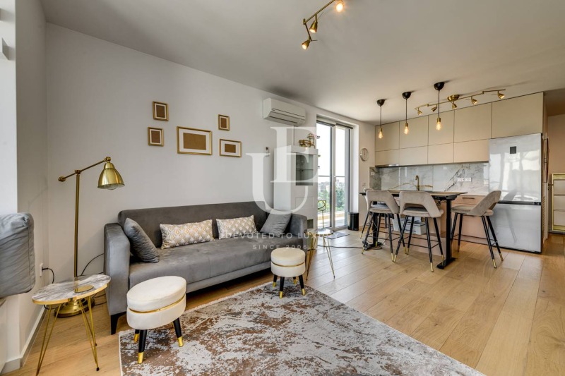 Дава под нем  2-стаен, град София, Витоша •  840 € • ID 48447136 — holmes.bg - [1] 