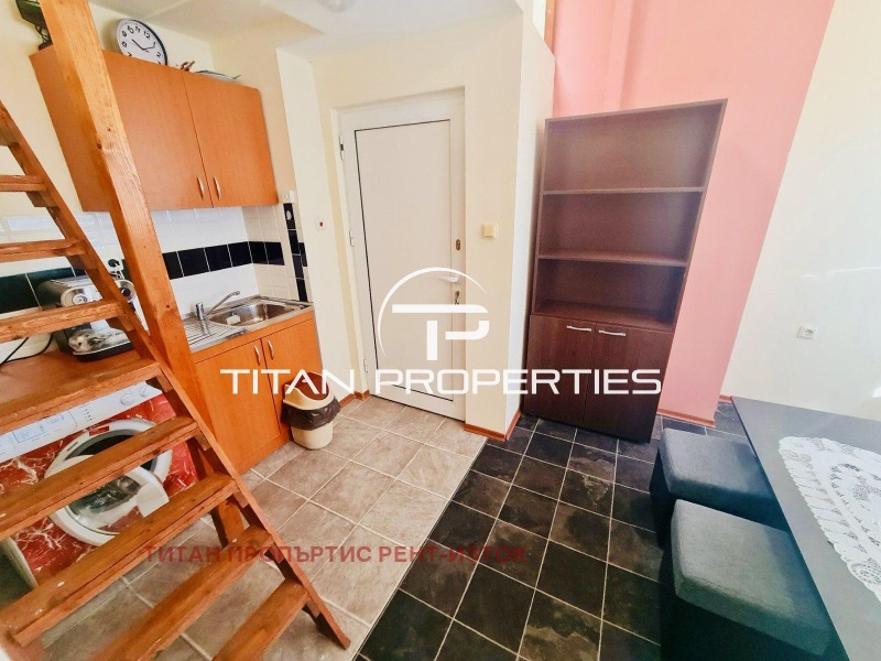 Дава под наем 2-СТАЕН, гр. Бургас, Център, снимка 2 - Апартаменти - 53257406