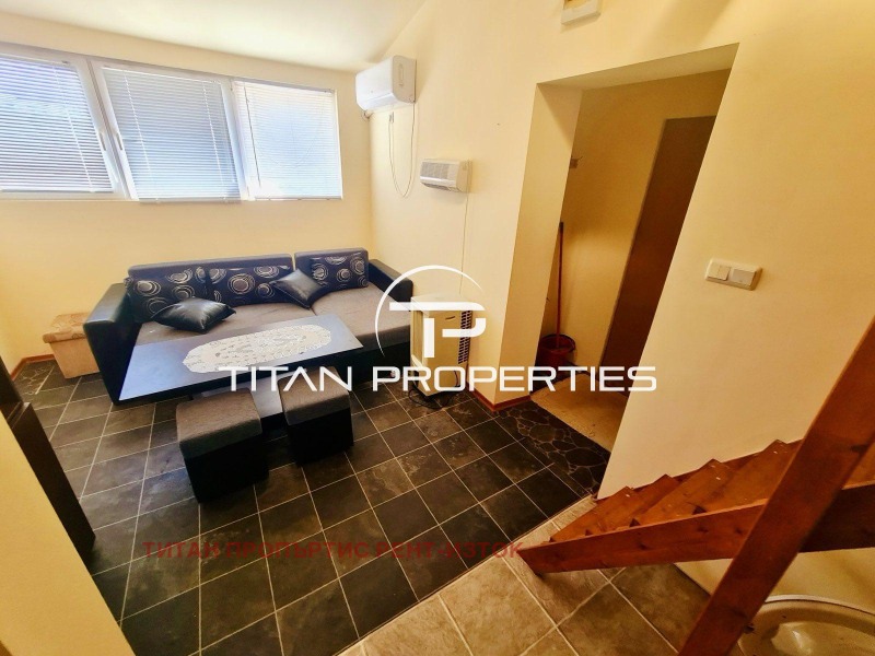 Дава под наем 2-СТАЕН, гр. Бургас, Център, снимка 2 - Апартаменти - 53257406