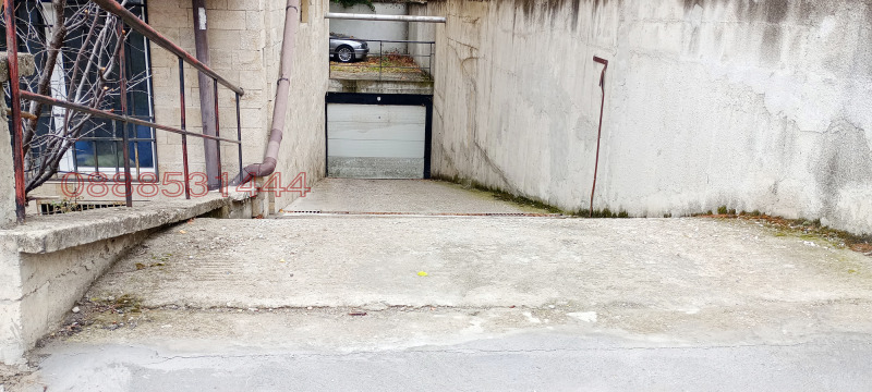Kiadó  Garázs Sofia , Ljulin 9 , 15 négyzetméter | 66069379 - kép [2]