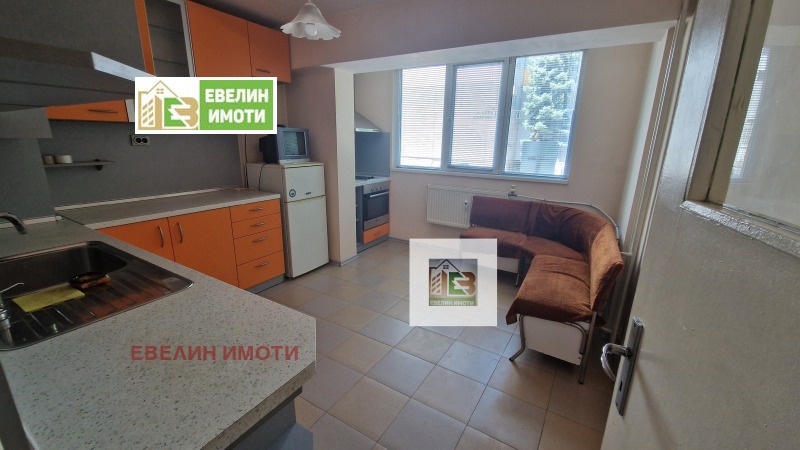 De inchiriat  2 dormitoare Ruse , Vâzrajdane , 82 mp | 93988443 - imagine [2]