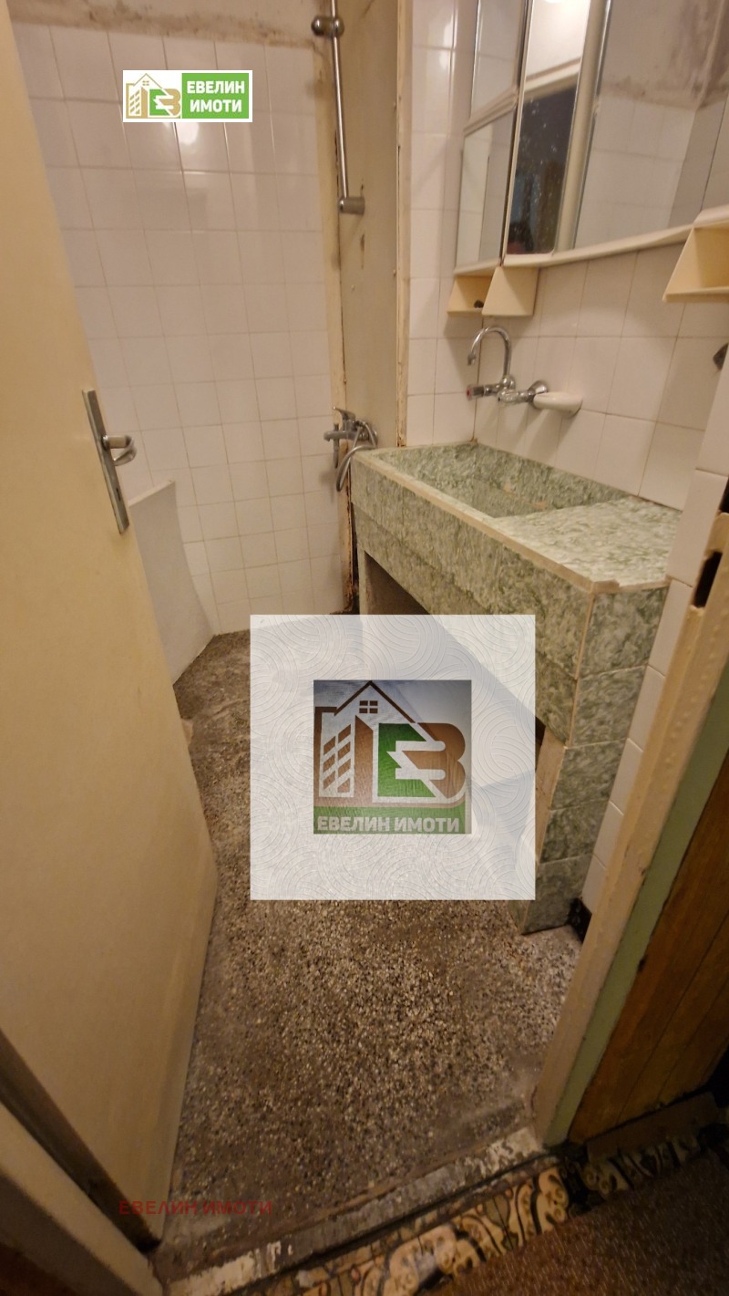 De inchiriat  2 dormitoare Ruse , Vâzrajdane , 82 mp | 93988443 - imagine [8]