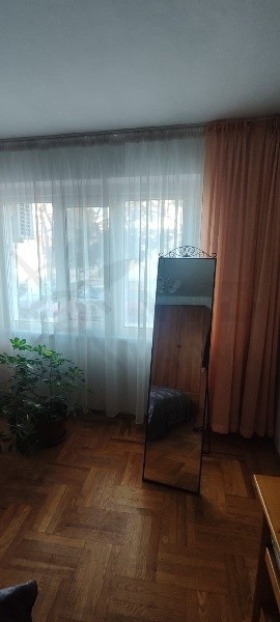 Дава под наем 3-СТАЕН, гр. Варна, Колхозен пазар, снимка 3 - Апартаменти - 54423662