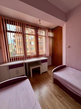 ���� ��� ���� 3-����� | Imot.bg � ����� ������ 10
