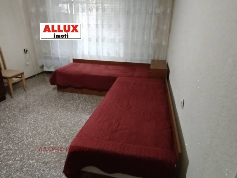 Te huur  Studio Ruse , Druzjba 1 , 40 m² | 14549034 - afbeelding [2]