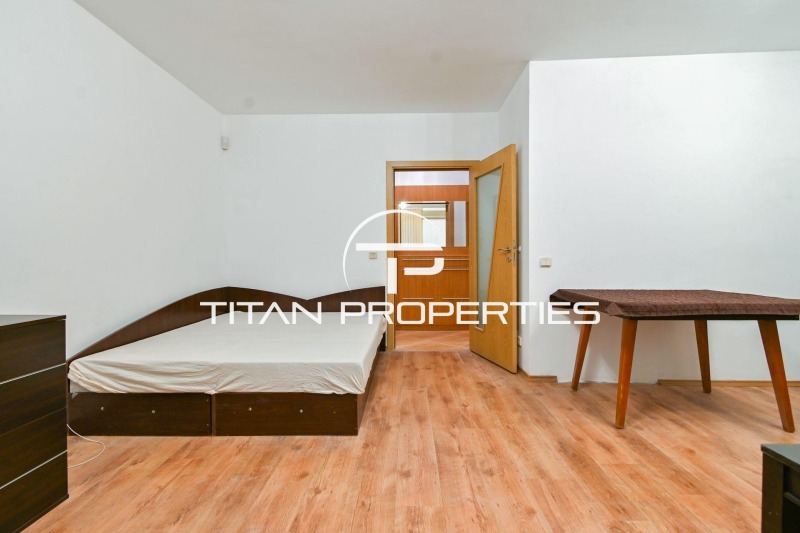 Дава под наем 2-СТАЕН, гр. София, Център, снимка 3 - Апартаменти - 52927556