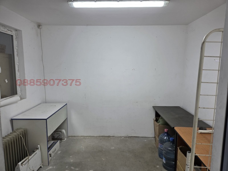 Дава под наем СКЛАД, гр. София, Военна рампа, снимка 4 - Складове - 53005709