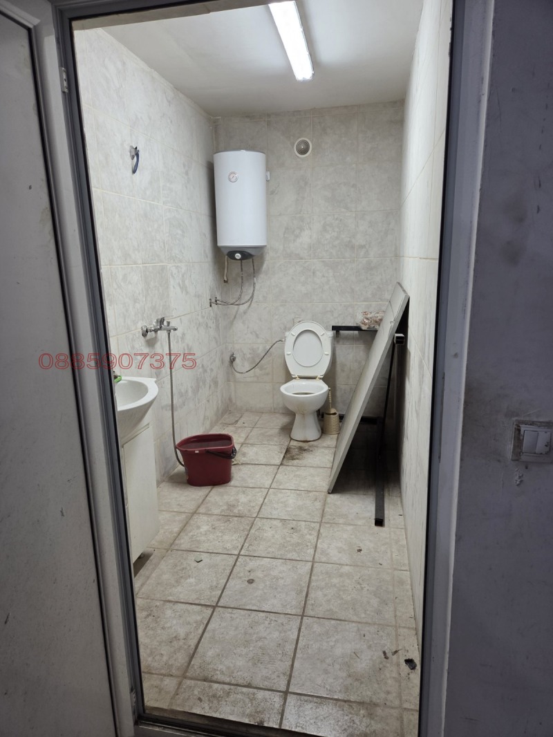 Дава под наем СКЛАД, гр. София, Военна рампа, снимка 3 - Складове - 53005709