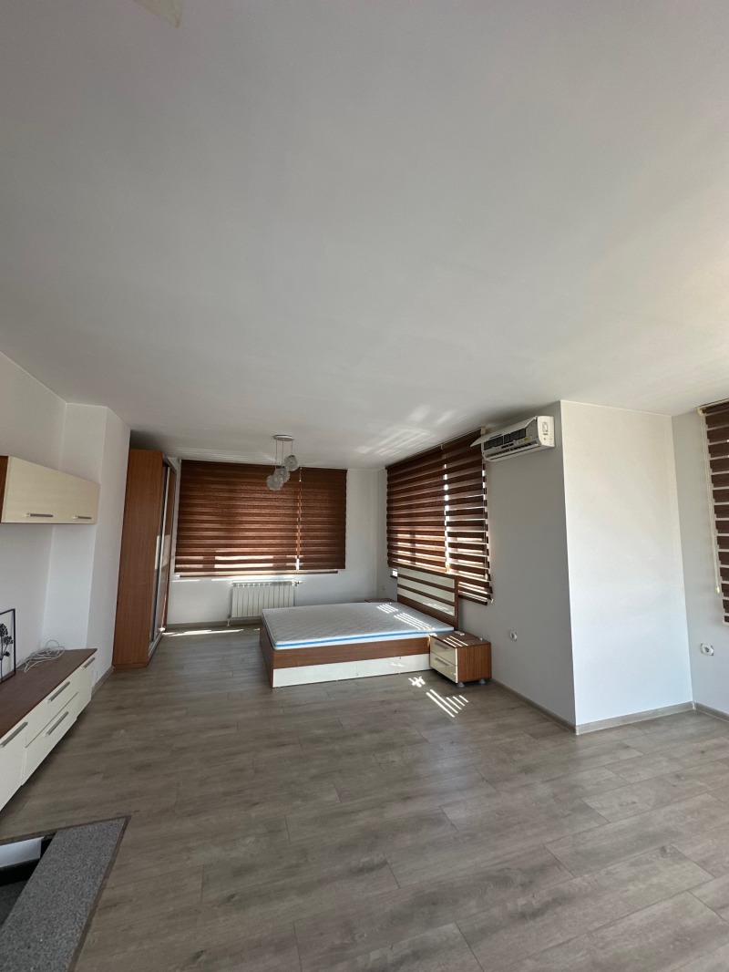 Vuokrattavana  Pienhuoneisto Sofia , Manastirski livadi , 200 neliömetriä | 20804316 - kuva [12]
