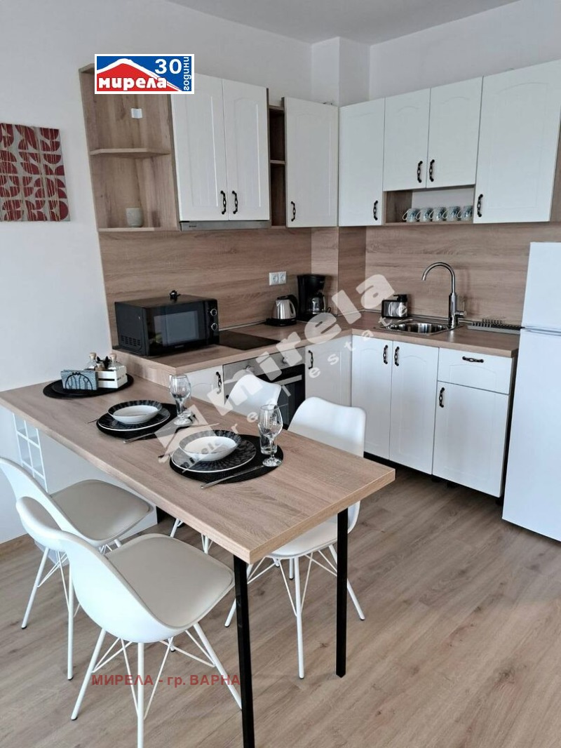 Дава под наем 2-СТАЕН, гр. Варна, к.к. Св.Св. Константин и Елена