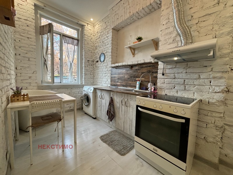 Дава под наем 2-СТАЕН, гр. Пловдив, Център, снимка 7 - Апартаменти - 52836435