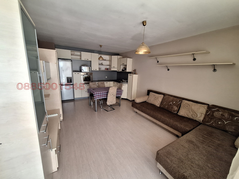 Дава под наем 2-СТАЕН, гр. Варна, Възраждане 1