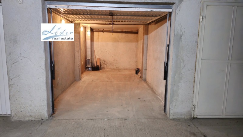 K pronájmu  Garáž Sofia , Manastirski livadi , 15 m2 | 95488761