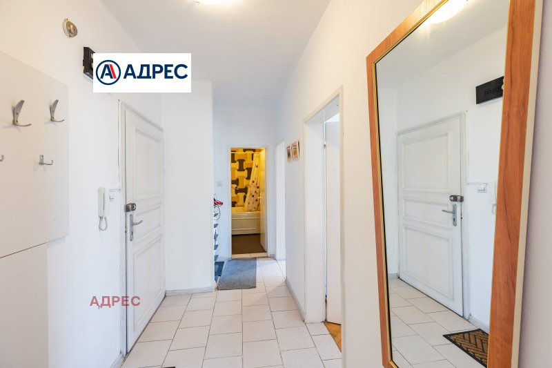 Дава под наем  2-стаен град Варна , Център , 68 кв.м | 69329130 - изображение [12]