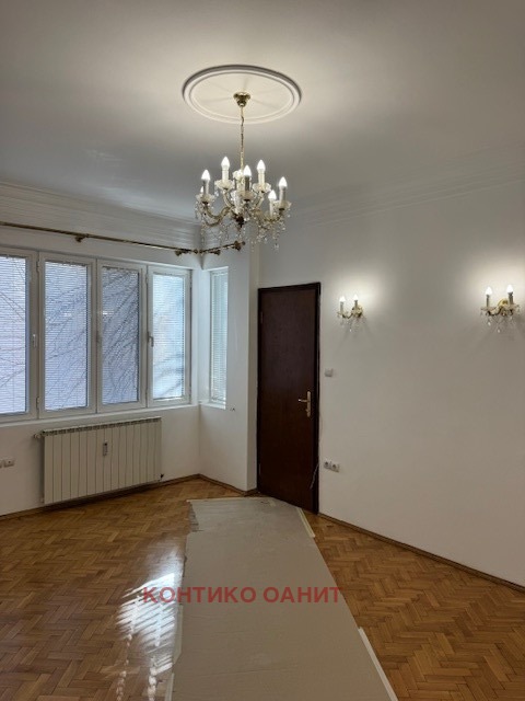 Дава под наем 2-СТАЕН, гр. София, Център, снимка 2 - Апартаменти - 53140678