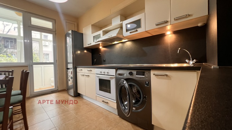 Дава под Наем 3-СТАЕН в град София, Център - 105 кв.м / 850 € » 1 662.46 лв., АРТЕ МУНДО