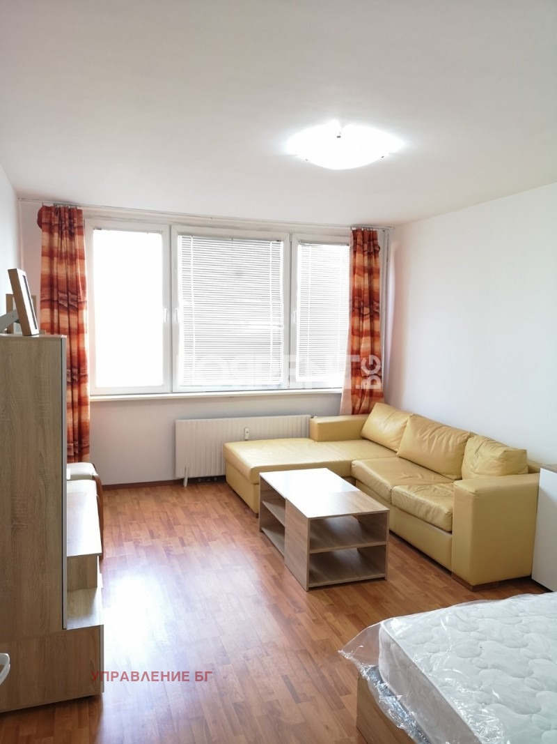 Til leie  Studio Sofia , Mladost 2 , 50 kvm | 20568098