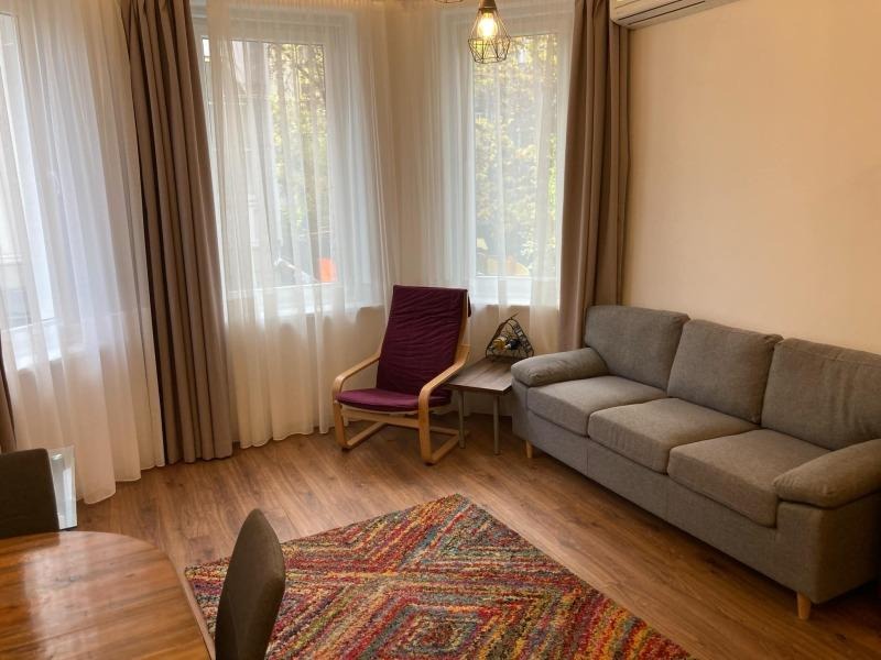 Zu vermieten  1 Schlafzimmer Sofia , Zentar , 63 qm | 31498609 - Bild [3]