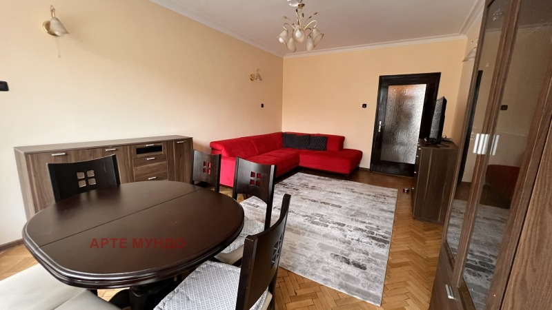 Дава под наем 3-СТАЕН, гр. София, Център, снимка 4 - Апартаменти - 52385612