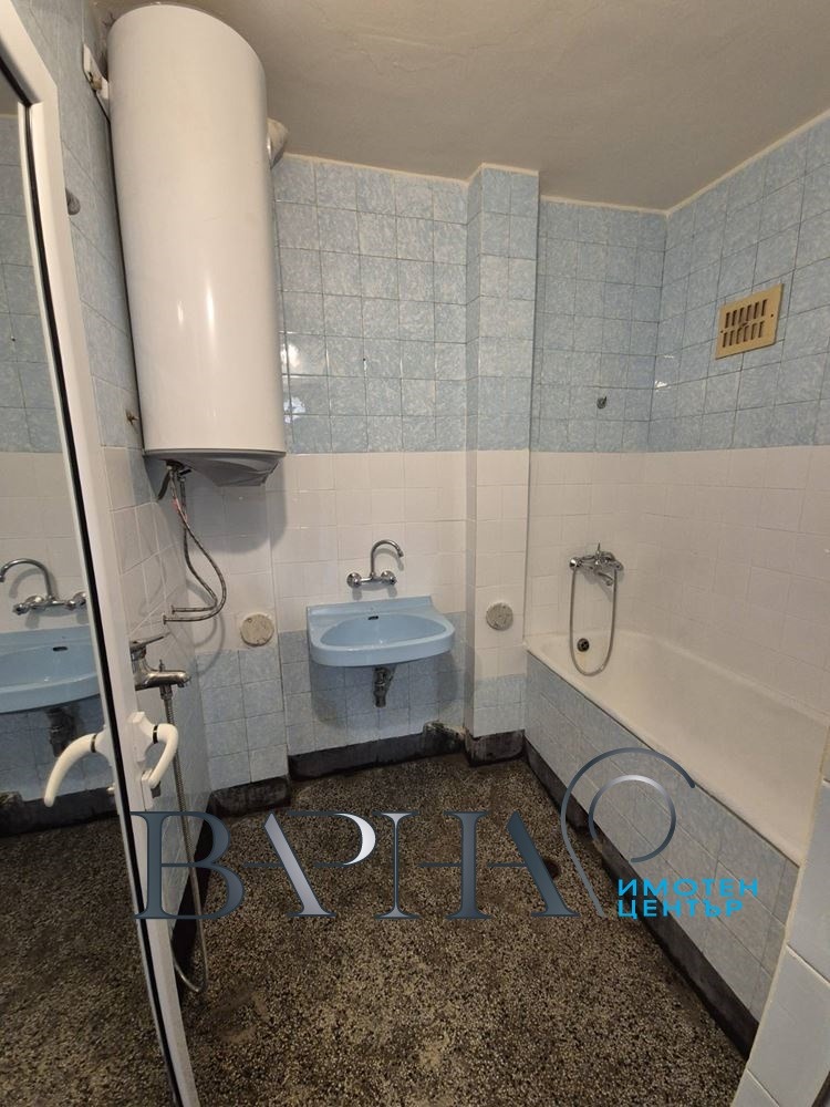 K pronájmu  3 ložnice Varna , Ljatno kino Trakija , 100 m2 | 38211745 - obraz [11]