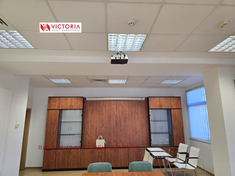 Da affittare  Ufficio Sofia , Dianabad , 120 mq | 69396229 - Immagine [7]