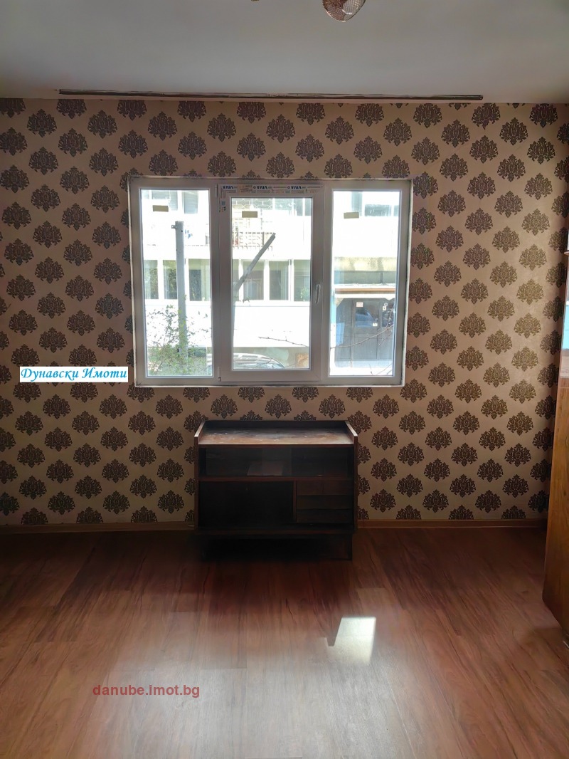 Дава под наем ЕТАЖ ОТ КЪЩА, гр. Русе, Родина 1, снимка 9 - Етаж от къща - 52992129