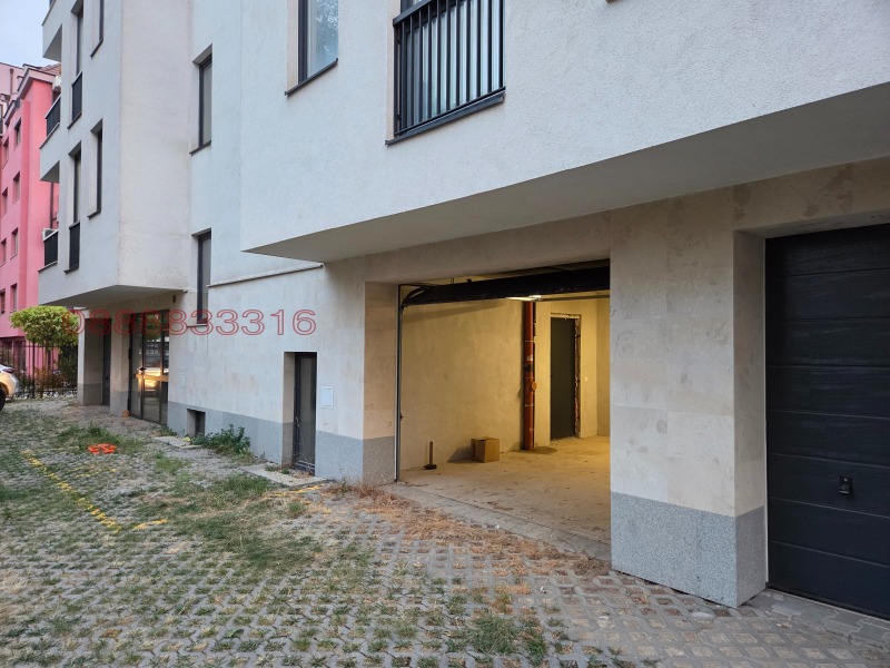 Дава под наем ГАРАЖ, ПАРКОМЯСТО, гр. София, Кръстова вада