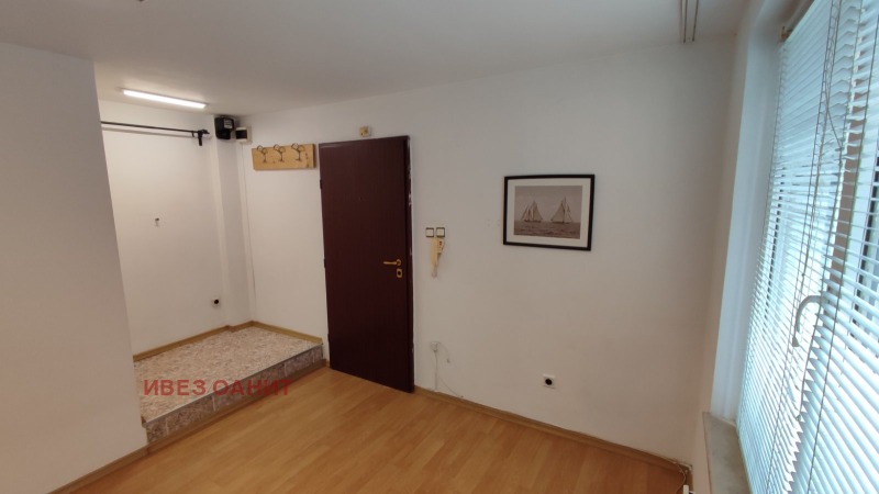 В оренду  Кімната София , Център , 16 кв.м | 39531188 - зображення [2]