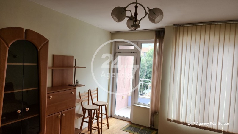 K pronájmu  1 ložnice Varna , Centar , 75 m2 | 56910236 - obraz [2]