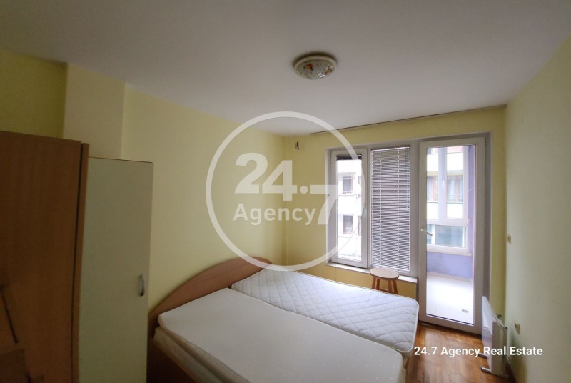 K pronájmu  1 ložnice Varna , Centar , 75 m2 | 56910236 - obraz [7]