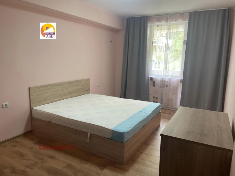 Издаје се  2 спаваће собе Велико Тарново , Центар , 80 м2 | 79405814 - слика [4]