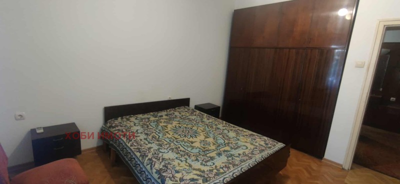 Дава под наем  4-стаен град Пловдив , Център , 110 кв.м | 21767869 - изображение [11]