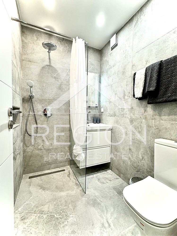 Дава под наем 4-СТАЕН, гр. Варна, Базар Левски, снимка 8 - Апартаменти - 53280315