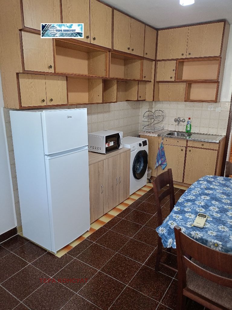 Zu vermieten  2 Schlafzimmer Plewen , Schirok zentar , 70 qm | 98173017 - Bild [7]