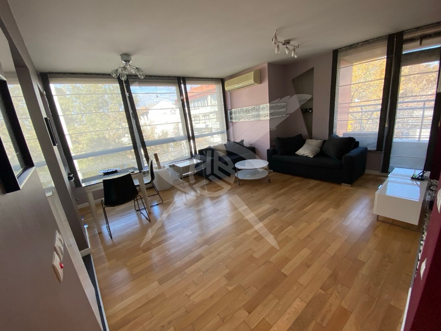 Дава под наем 3-СТАЕН, гр. София, Оборище